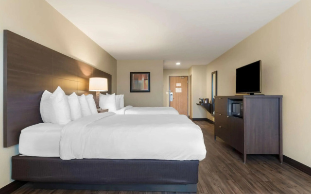 Best Western Plus Saint John Hotel & Suites