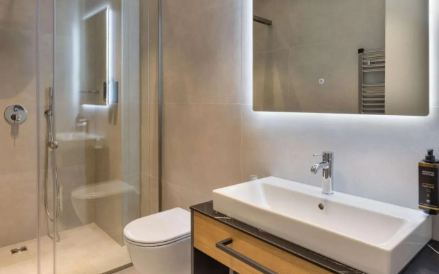 Mercure Tirana