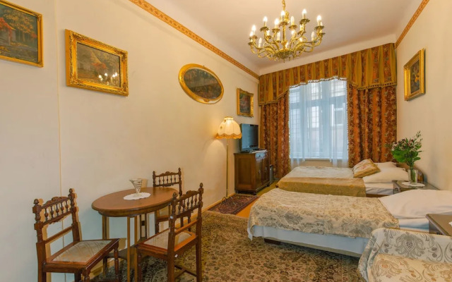 Metropolitan Apartments