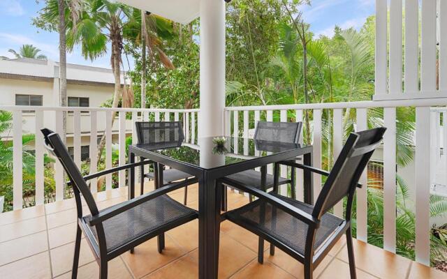 Port Douglas Outrigger Holiday Apartments