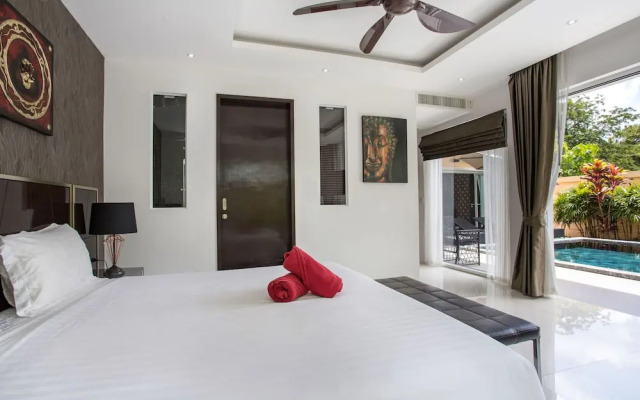 Seaview Pool Villa Dragon D in Tropics