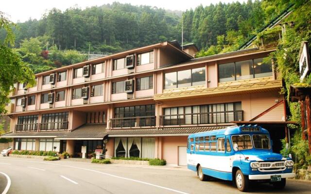 Iya Onsen Hotel Kazurabashi