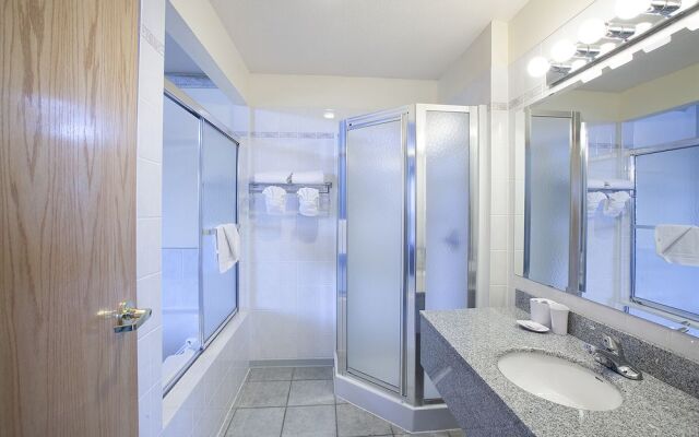 Waterton Glacier Suites