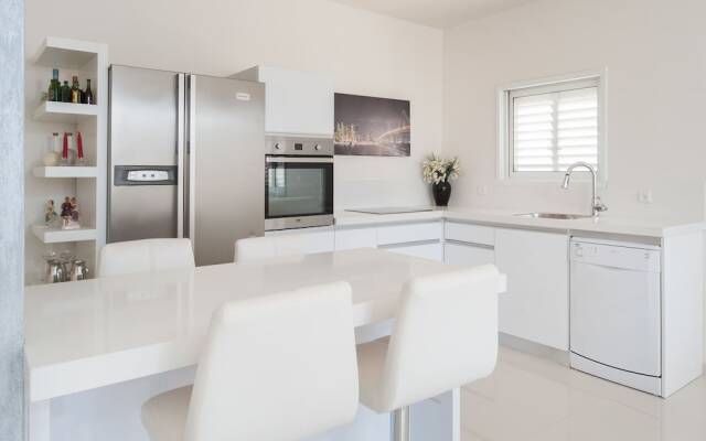 Sea N' Rent Selected Apartments