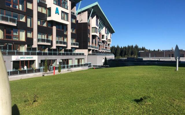 Pine Woods Apartment B35 in Silver Mountain