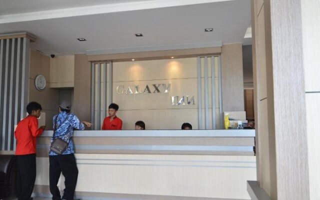 Galaxy Inn Hotel Baubau