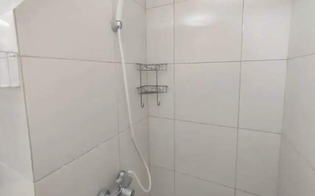 Spacious And Modern Studio At Tanglin Supermall Mansion Apartment
