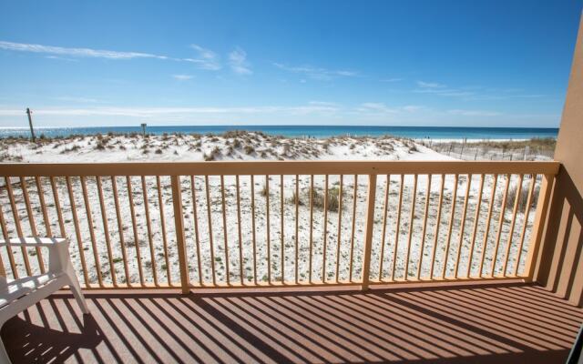 Pelican Beach by Holiday Isle