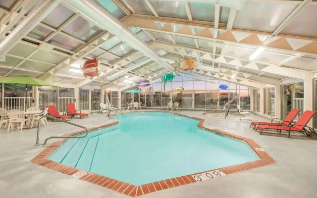 Baymont Inn & Suites Litchfield