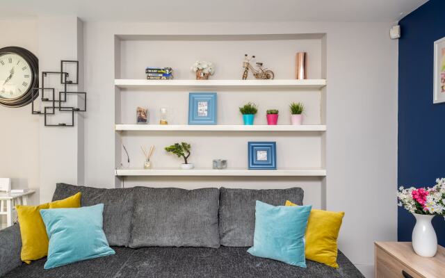 YKP Apartments - Mornington Crescent