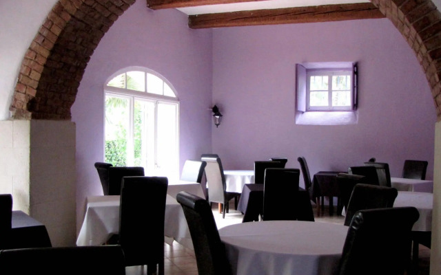 Logis Hôtel Le Domaine de la Régalière