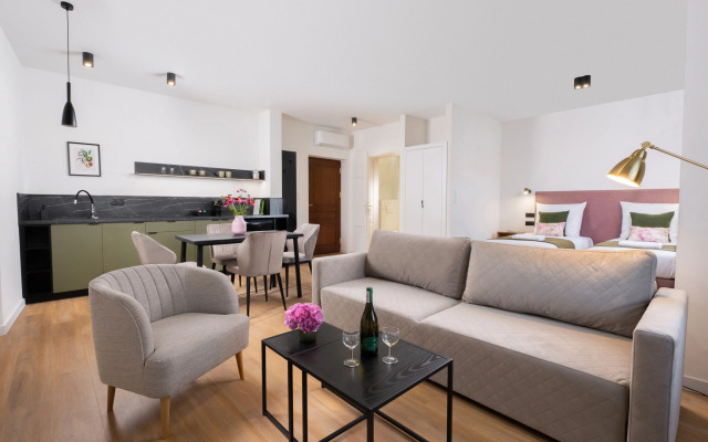 Rajska Residence