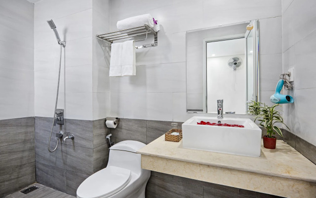 Sandy Apartment - Walk to the beach