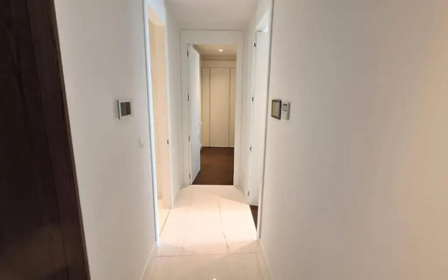 Phaedrus Living Del Mar Suite 311