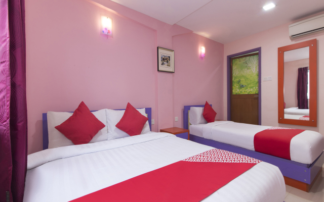 OYO 410 Brickfields Park Hotel