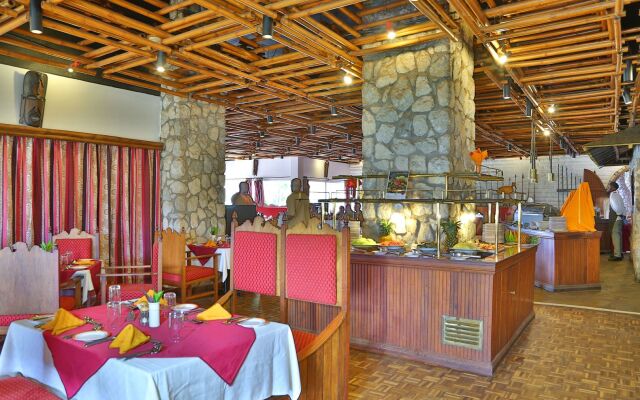 Salt Lick Safari Lodge