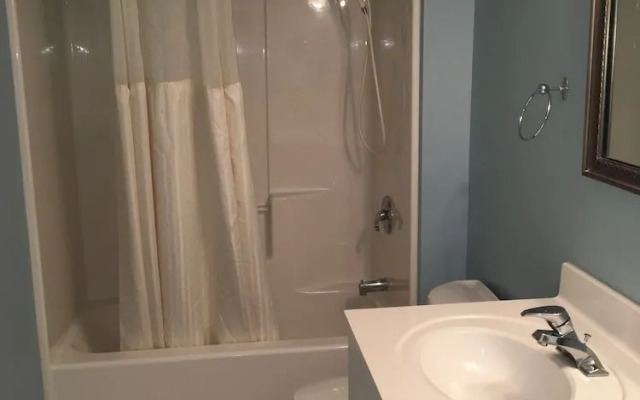 Riverview Suites at Water Street Center