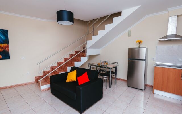 O Meu Sorriso Calheta Holiday Apartments