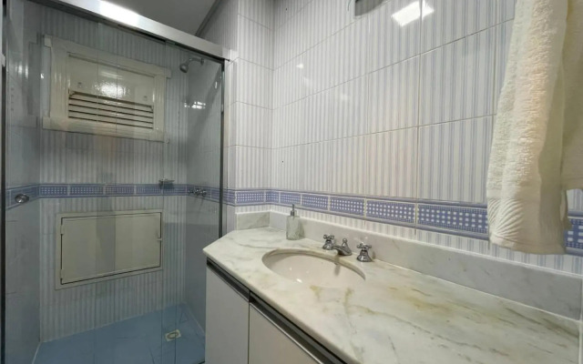 Apartamento a 100m da Rua Coberta