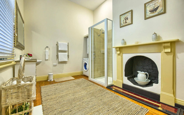 Spencer Suites Albany