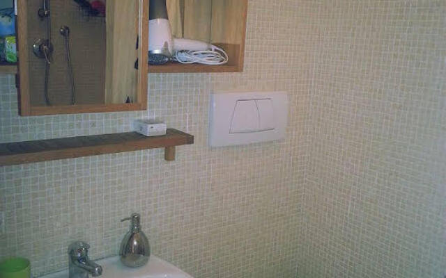 Active Rent Lazzaro Papi