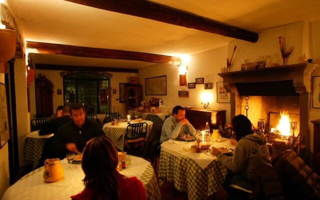Agriturismo La Riserva Di Montebello