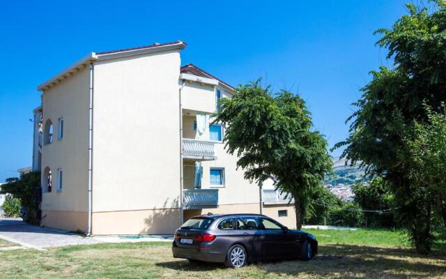Apartments Toro