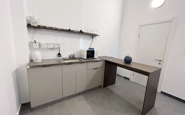 Ha-Carmel Market Apartment
