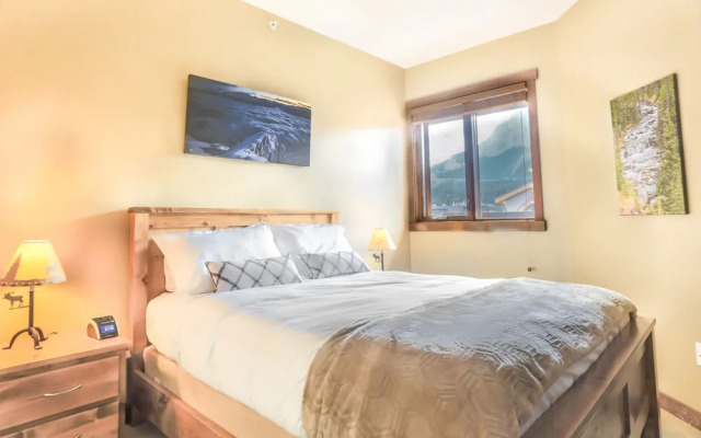 Beautiful Peak Vista - 2BR w Stunning Mt Views