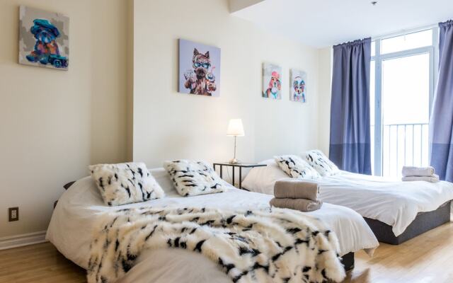 Airy Downtown Apartments by Nuage