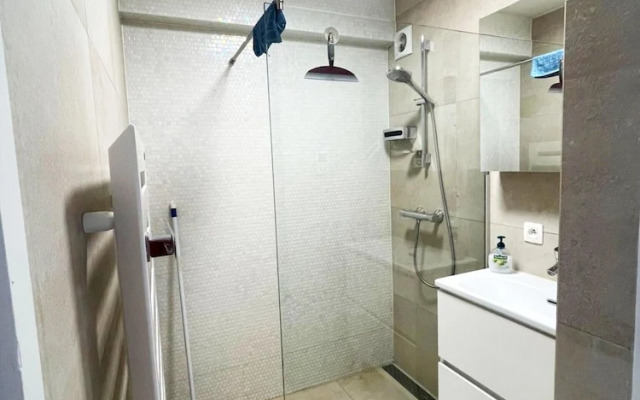 2-bedroom Apartment, by the Coast