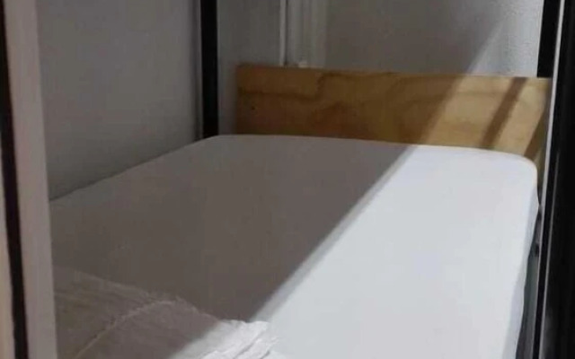 Real Hostel