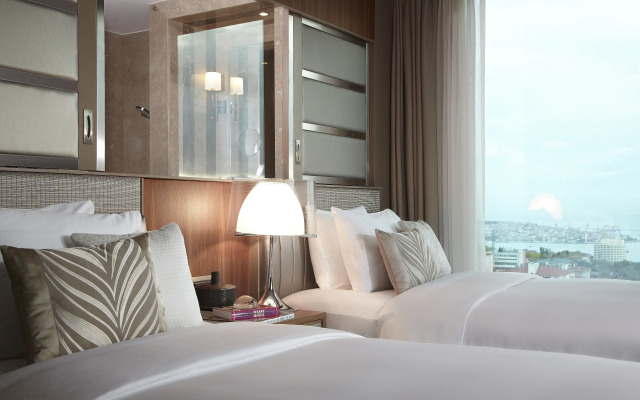 Renaissance Istanbul Polat Bosphorus Hotel