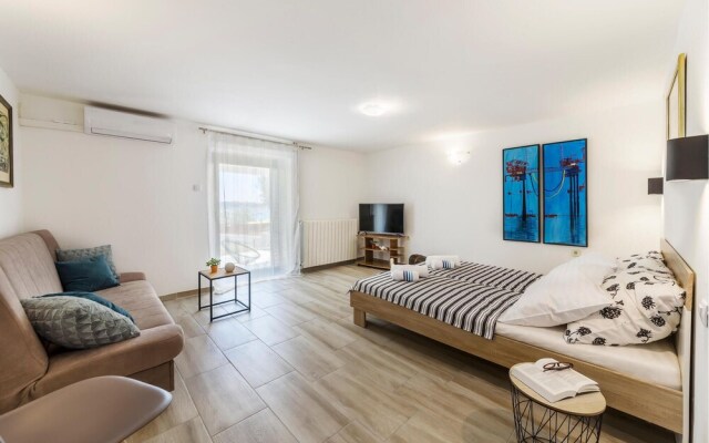 Amazing Apartment in Pula With Wifi