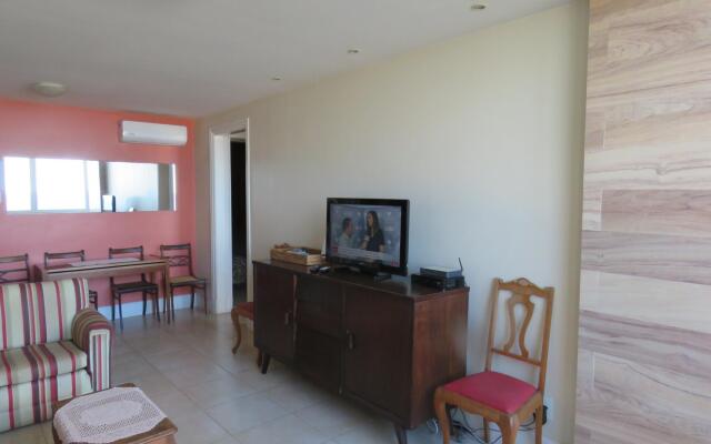 Pineapples ATL702 | Copacabana beach view