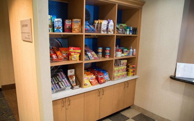 Hampton Inn And Suites Madera