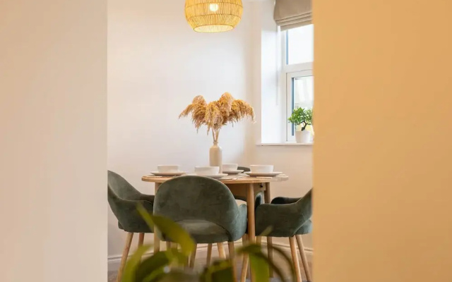 Host Stay Apartment 1 King s Court