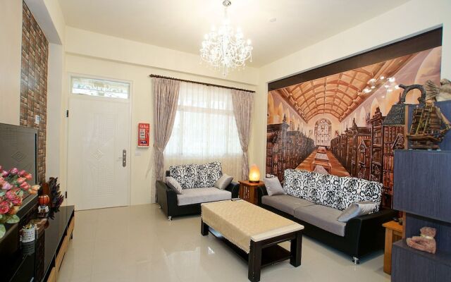 19 Platform Homestay B