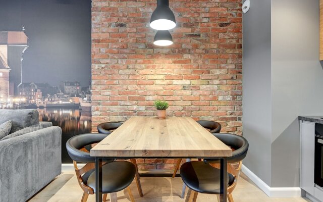 Downtown Apartments Waterlane Island - Riverview Pool, SPA, Gym & Parking