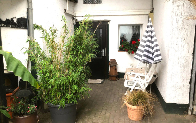Well -kept apartment in Juechen on a horsefarm