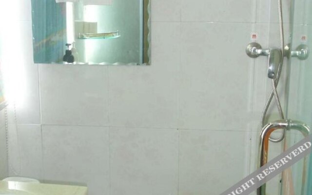 V7 Hotel (Dijing)