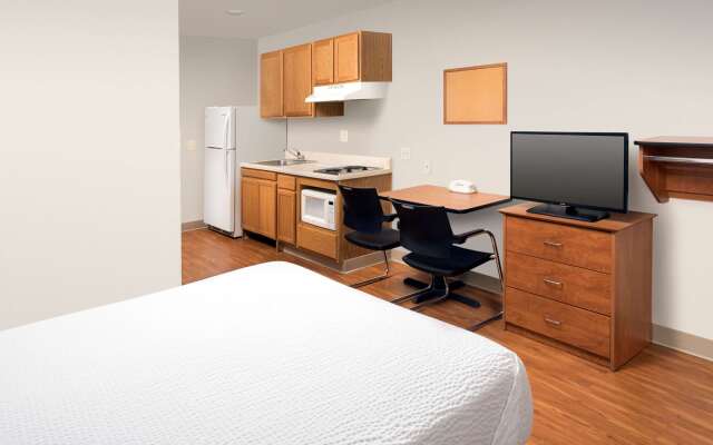 Extended Stay America Select Suites - Cleveland - Mentor