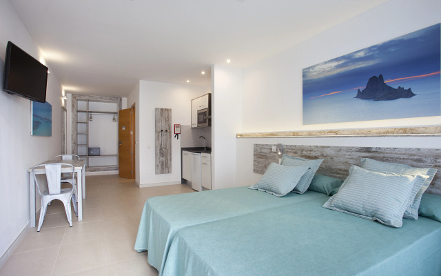 Playa Bella Beach Apartments