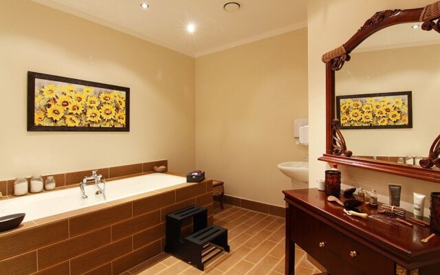 The Vineyards Resort