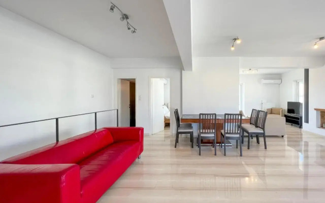 Panoramic Cityscape Maisonette in Agios Dimitrios