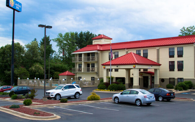 Comfort Inn Biltmore West