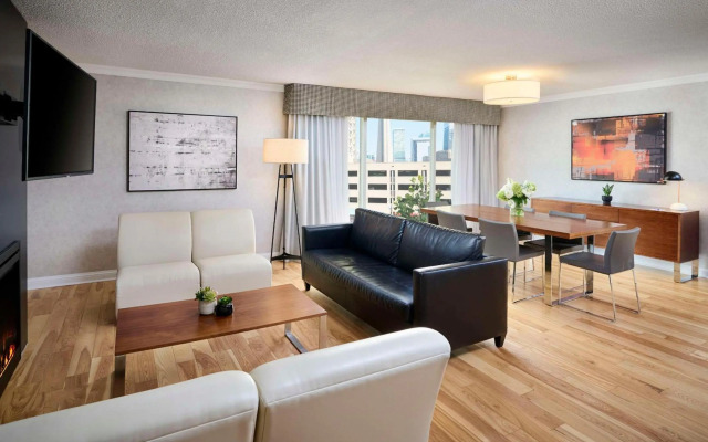 Radisson Blu Toronto Downtown