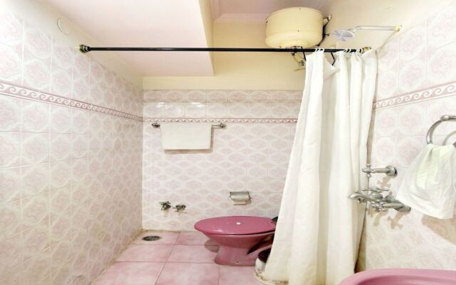 OYO 966 Hotel Sallow International