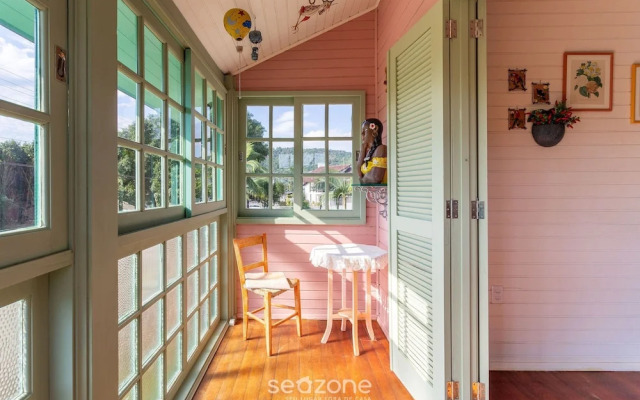 Pleasant Townhouse w/ BBQ 90m From the Sea Rdd657