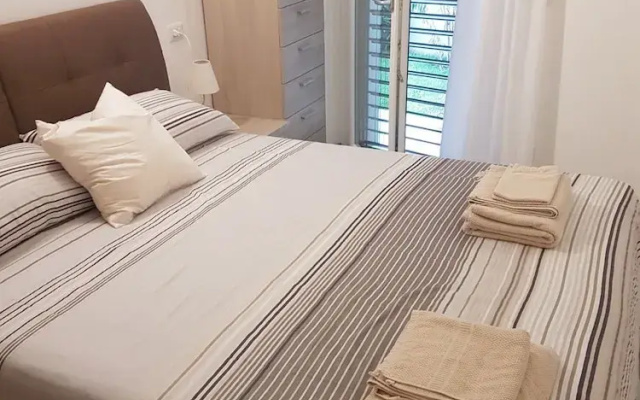 Baia Blu Luxury Apartments with Pool